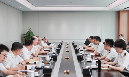 嘉興海關(guān)黨委書記、關(guān)長呂期蒞臨桐昆調(diào)研